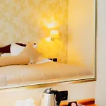 Grand & Otel