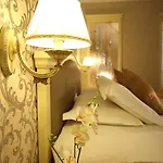 Grand & 4* Tiran