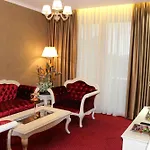 Grand & 4* Tiran