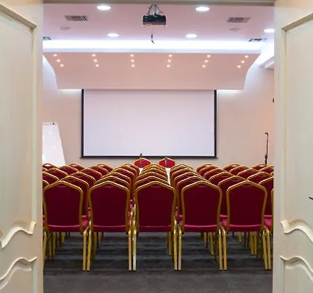 Hotell Grand & Tirana
