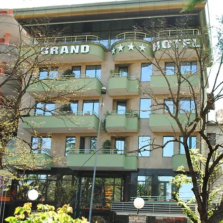 Hotell Grand &