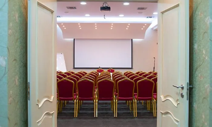 Szálloda Grand & Tirana