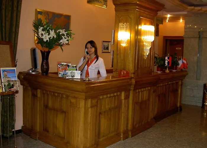 Grand & 4* Tirana