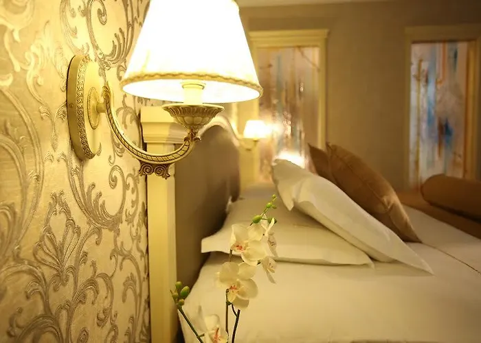 Grand & 4* Tirana