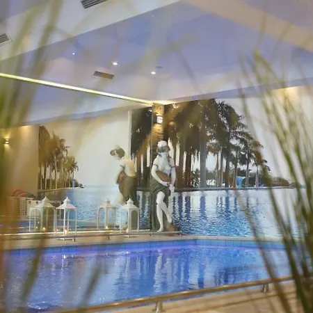 Otel Grand &