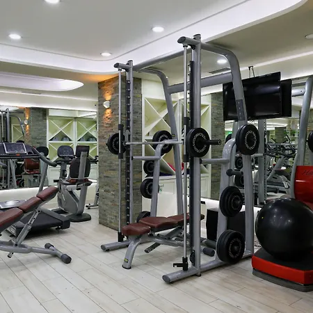 Hotel Grand & 4*