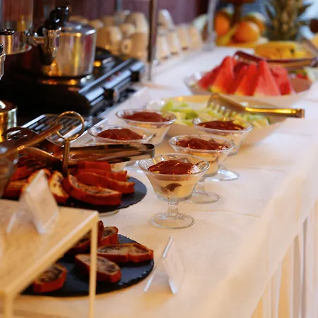 Grand & Hotel Tirana