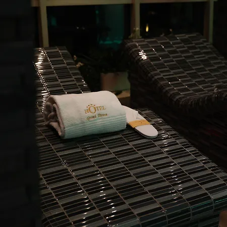 Grand & Hotel Tirana