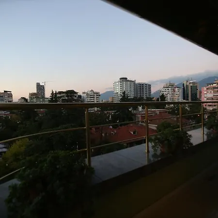 Отель Grand & Тирана