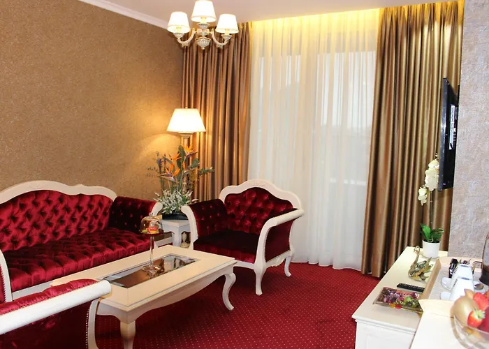 Grand & 4* Tirana
